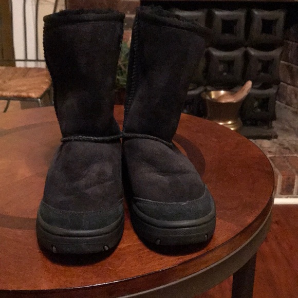 UGG boots - Picture 2 of 6